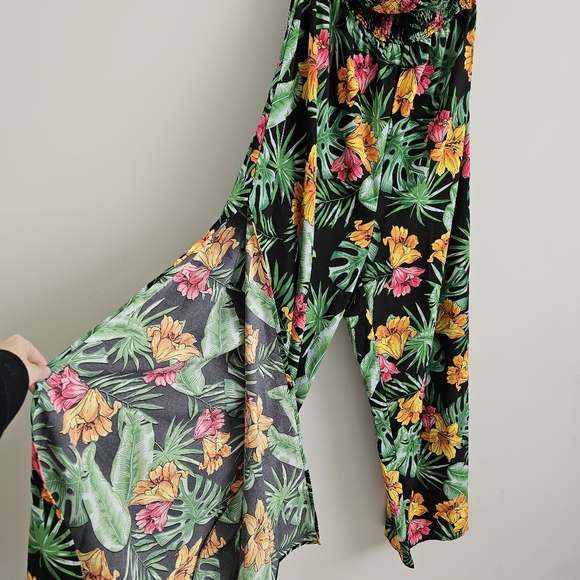 SHEIN Curve 3XL Strapless Black Jumpsuit with Tropical Pattern - Picture 4 of 4